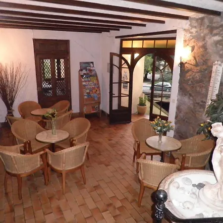 Saint Jean 2* Vals-les-Bains