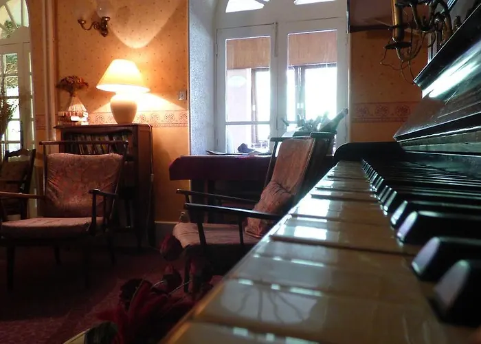 Hotel Saint Jean Vals-les-Bains